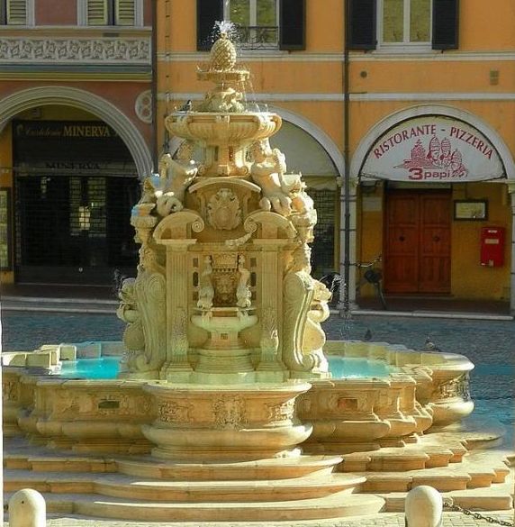 Foto di Fontana Masini scattata da Casa Bufalini